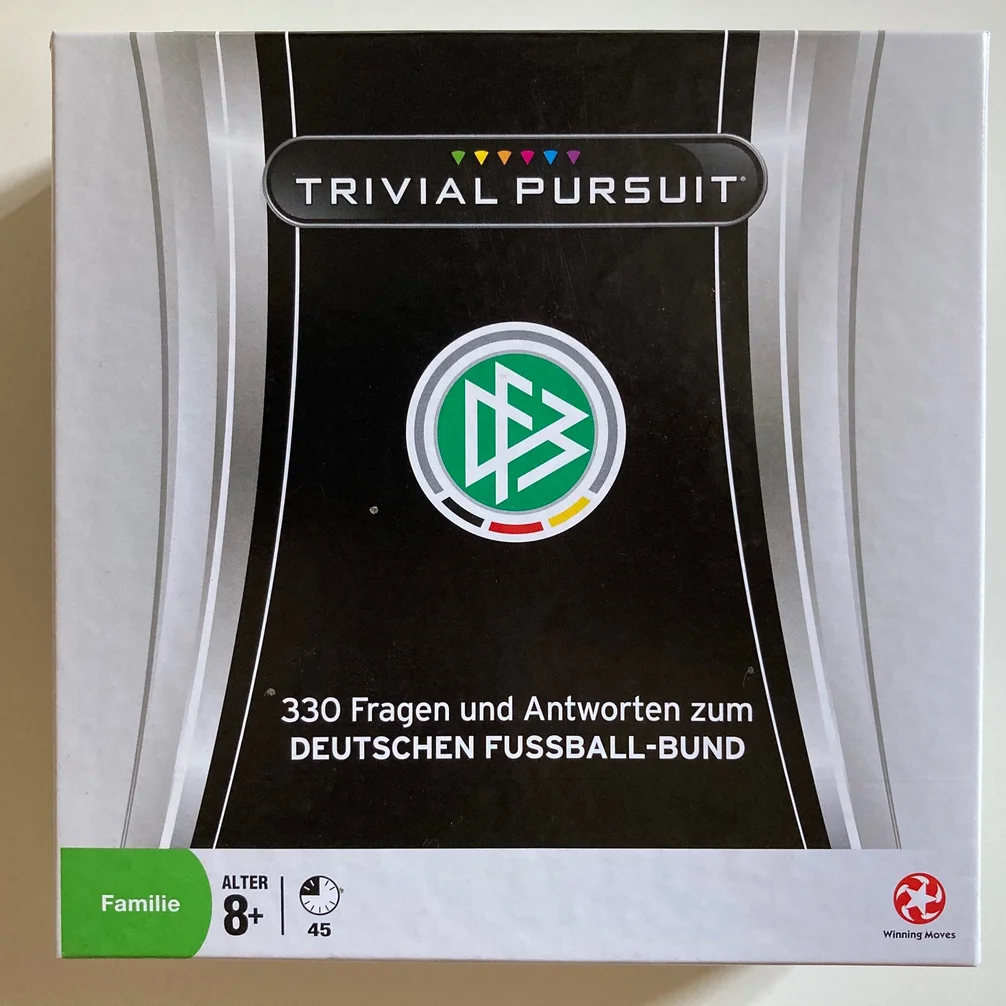 Spielkarton Trivial Pursuit mit 330 Fragen zum Deutschen Fußball-Bund